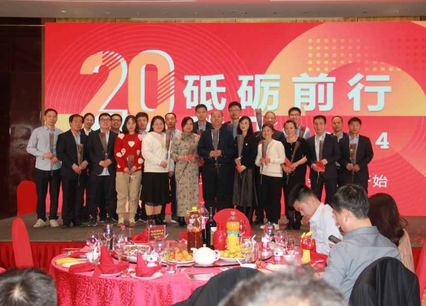 狠狠亚洲超碰狼人久久