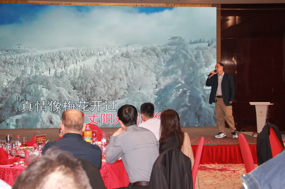 狠狠亚洲超碰狼人久久