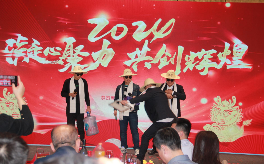 狠狠亚洲超碰狼人久久