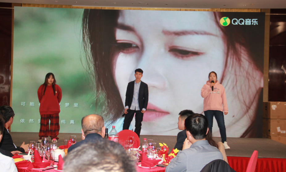 狠狠亚洲超碰狼人久久